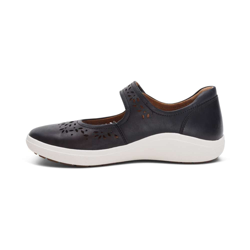 Erica Casual Sneakers - Black