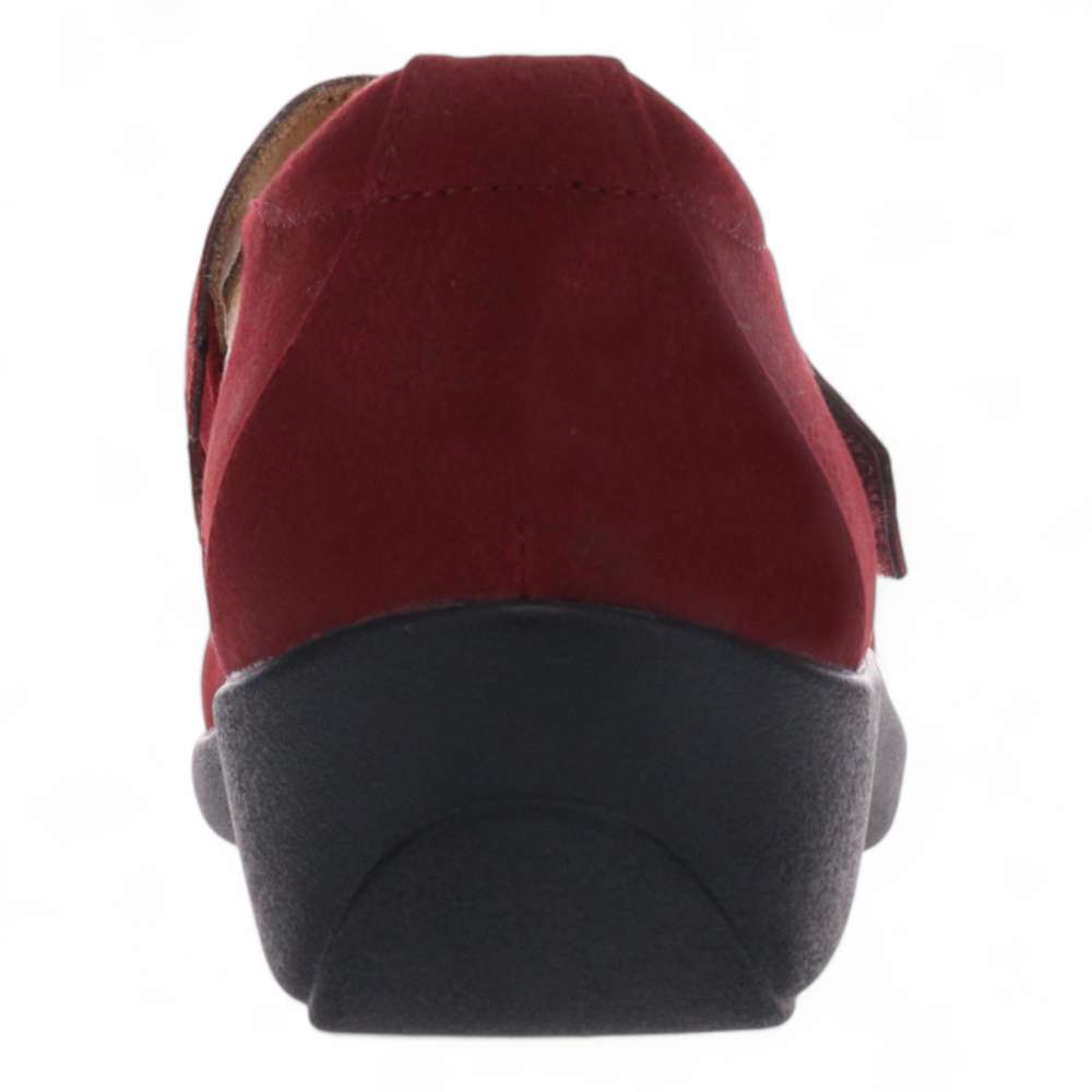 Kiara Mary-Jane - Red