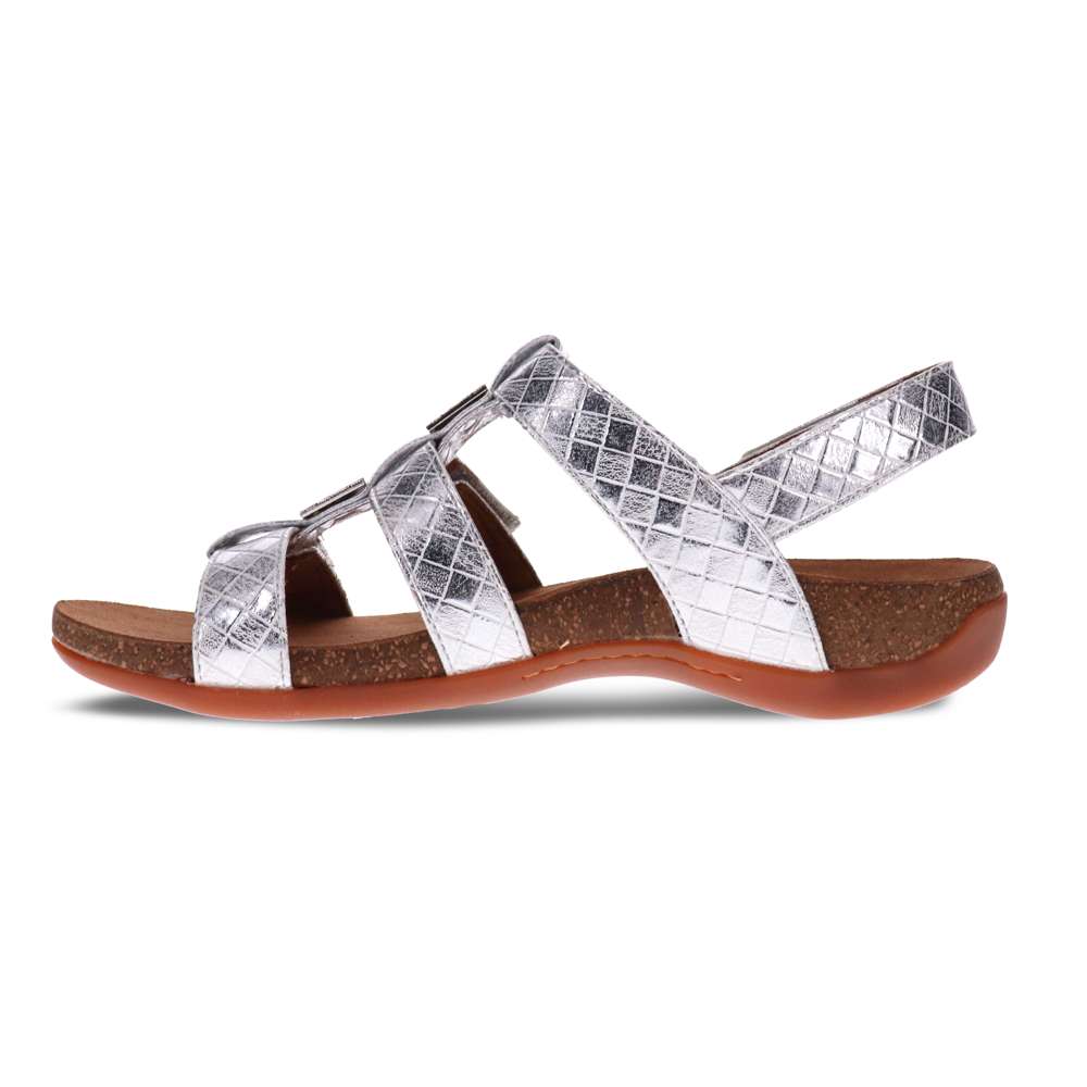 Acton Adjustable Sandal - White/Silver