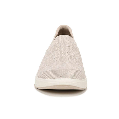 Triumph Slip-On - Barely Beige