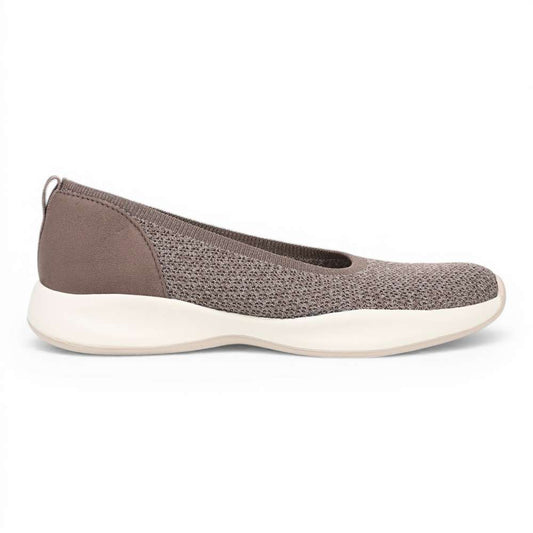 Unity Skimmer Active Slip-On - Brown Latte