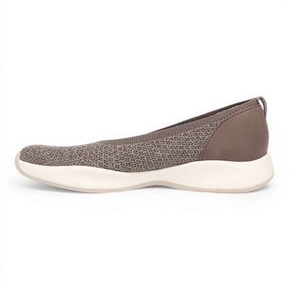 Unity Skimmer Active Slip-On - Brown Latte