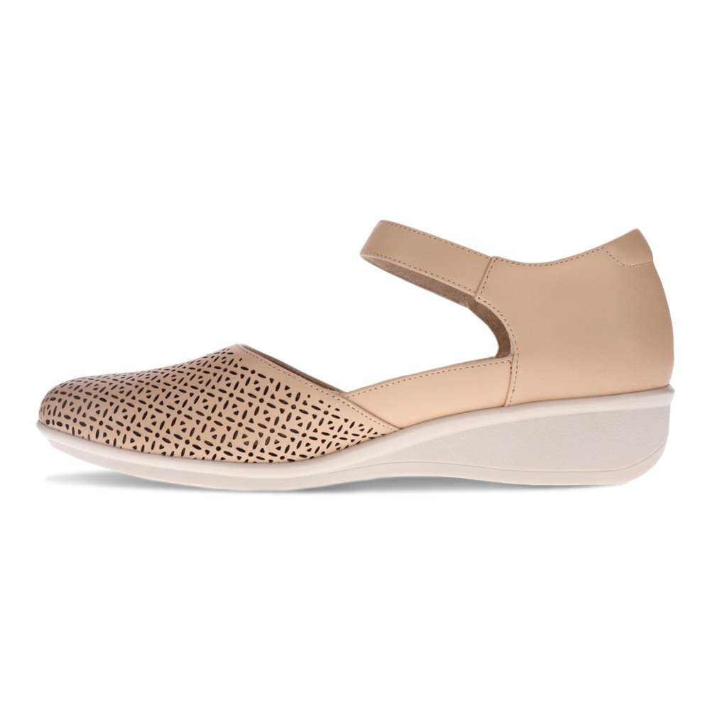 Osaka Mary-Jane - Sand